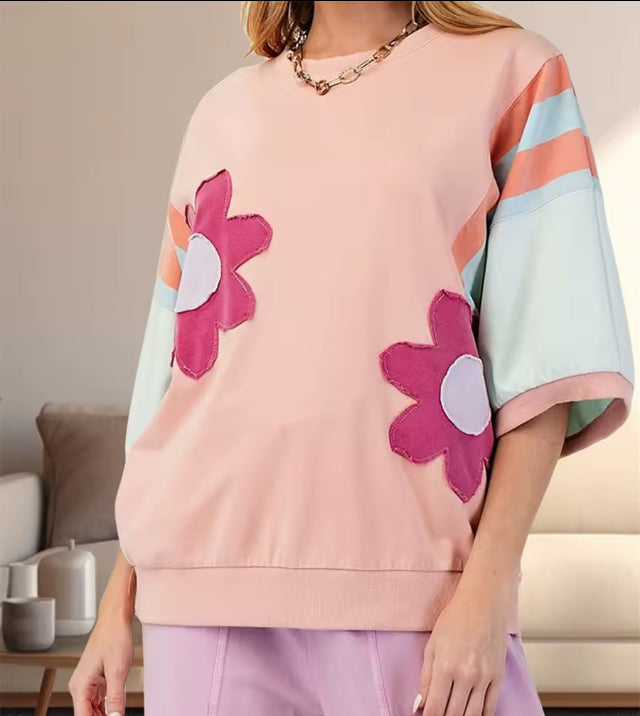 Women’s crew neck flower top (flowers clothed)